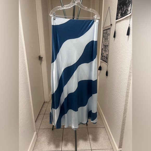 NWT Anthropologie Strapless Set Skirt and Top - Picture 9 of 11